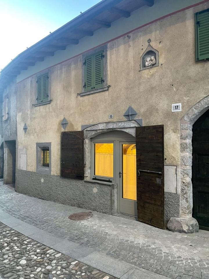 Ferienwohnung La Dimora Di Rosa E Amelia Songavazzo Exterior foto
